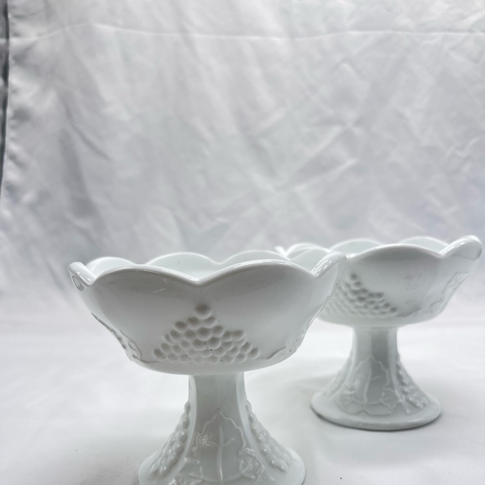 VTG Indiana Glass milk glass candle stick holders - Picture 8 of 8